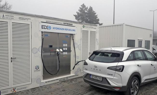 Заработи първата за България и региона водородна зарядна станция
