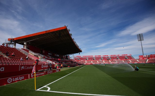 Жирона ще домакинства на своя стадион в Шампионска лига