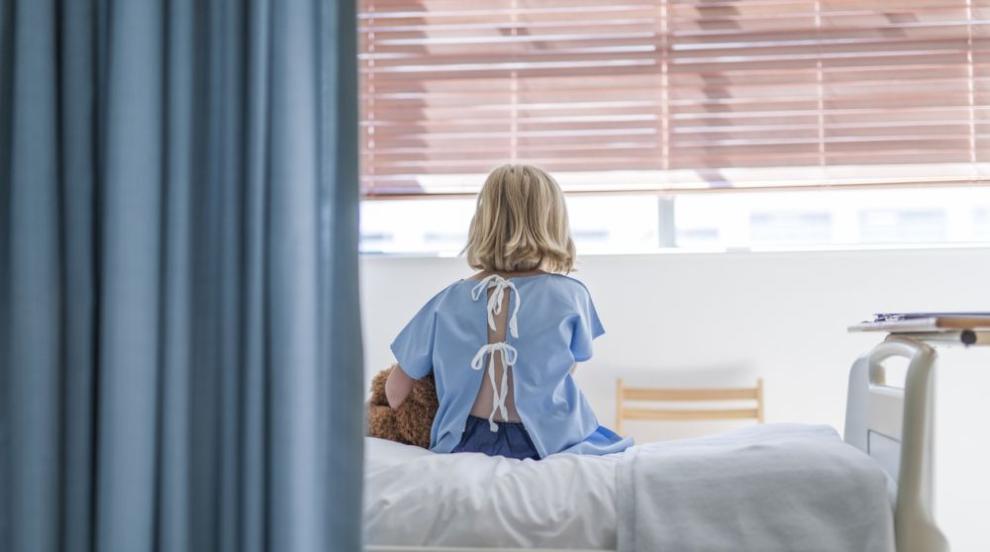 Още едно дете със симптоми на хранително отравяне в Сливен е прието в болница