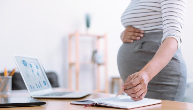 бременна - Бременна, майка, баща в България: Какви права имаме?