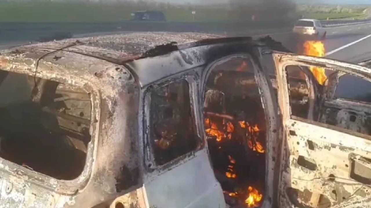 ВЗРИВЕНА КОЛА