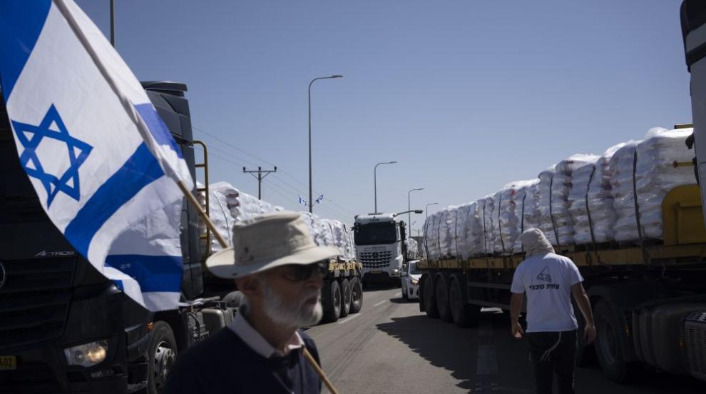 Протестиращи израелци разпиляват пакети с храна, предназначени за Газа (ВИДЕО0