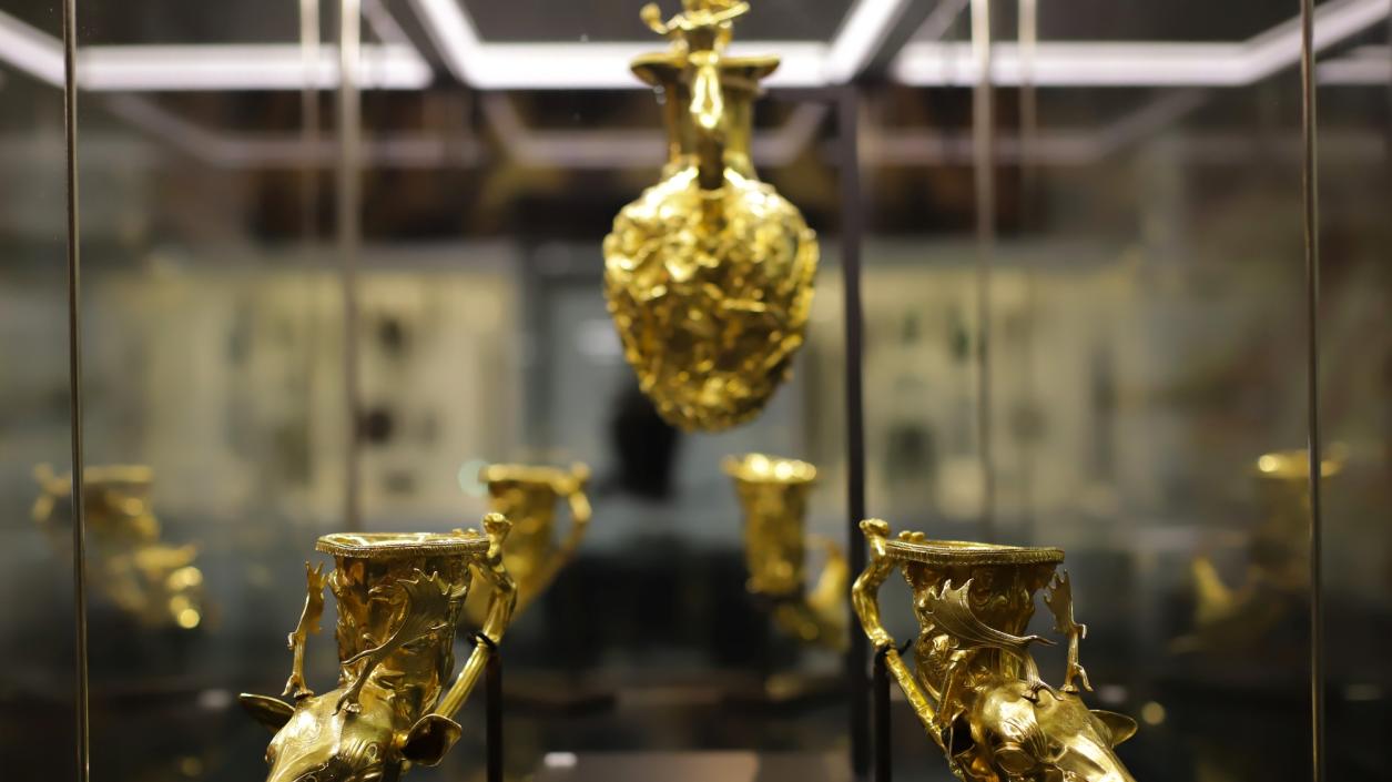 Копие на Панагюрското златно съкровище гостува в Бургас