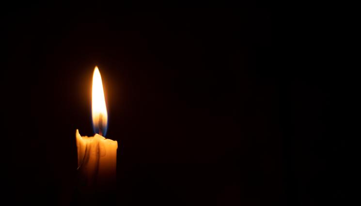 свещ - Търсач на силни усещания се гътна по най-нелепия начин (СНИМКА+ВИДЕО)