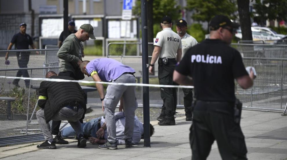 Словакия разследва дали стрелецът на Роберт Фицо е действал сам