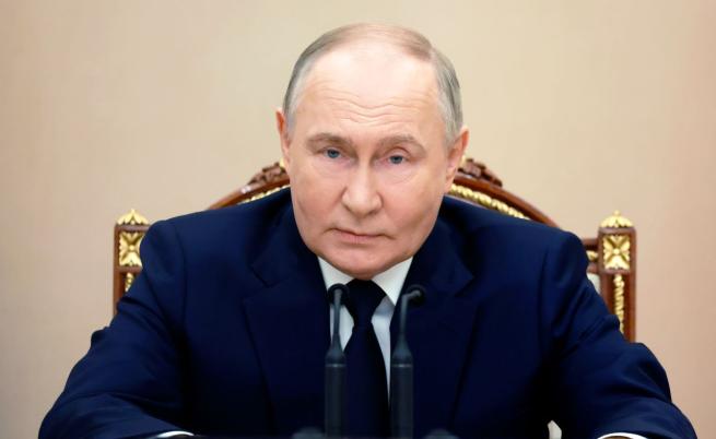 Прагматична и балансирана позиция: Путин отправи похвали към Виетнам