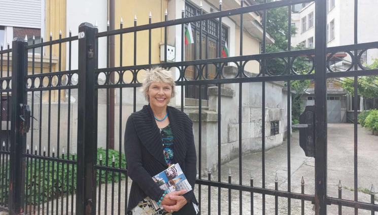 златно време - Австралийка дири корените си в Русе (СНИМКИ)