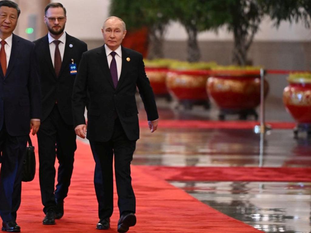 Преди началото на разговорите между Владимир Путин и Си Цзинпин