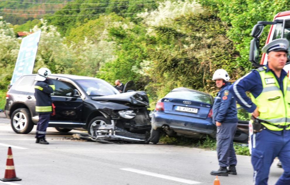 Прокуратурата е назначила експертизи и разпитала свидетели за катастрофата, в