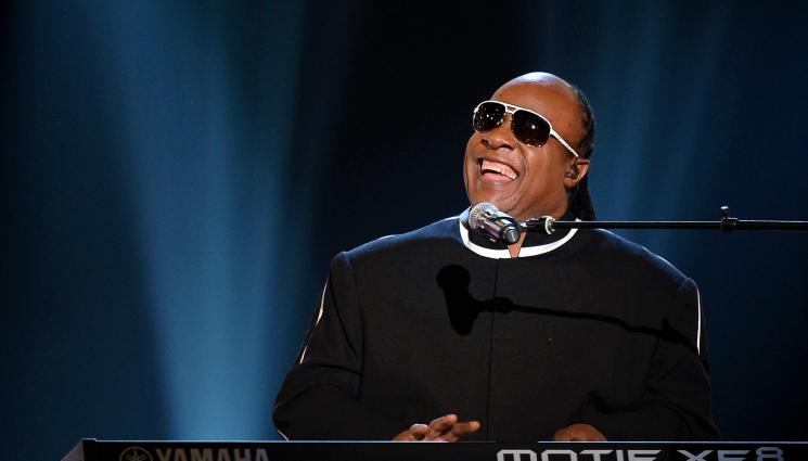 Стиви Уондър - ЧЕСТИТО! Стиви Уондър на 75 години!