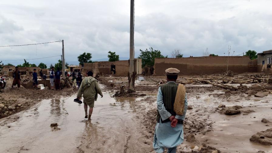 <p>Воден ад: Проливни дъждове и внезапни наводнения в Афганистан (СНИМКИ)</p>
