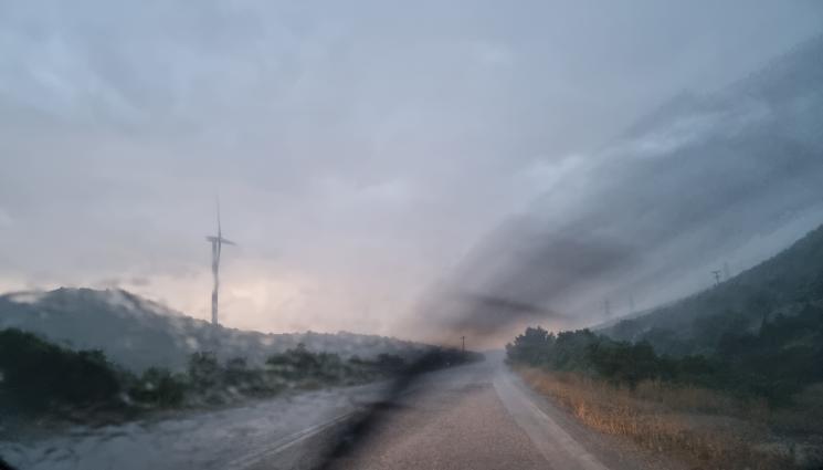 буря - КРАЙ, УДАРИ НИ И НАС: Бури помляха Северозапада! (СНИМКИ+ВИДЕО)