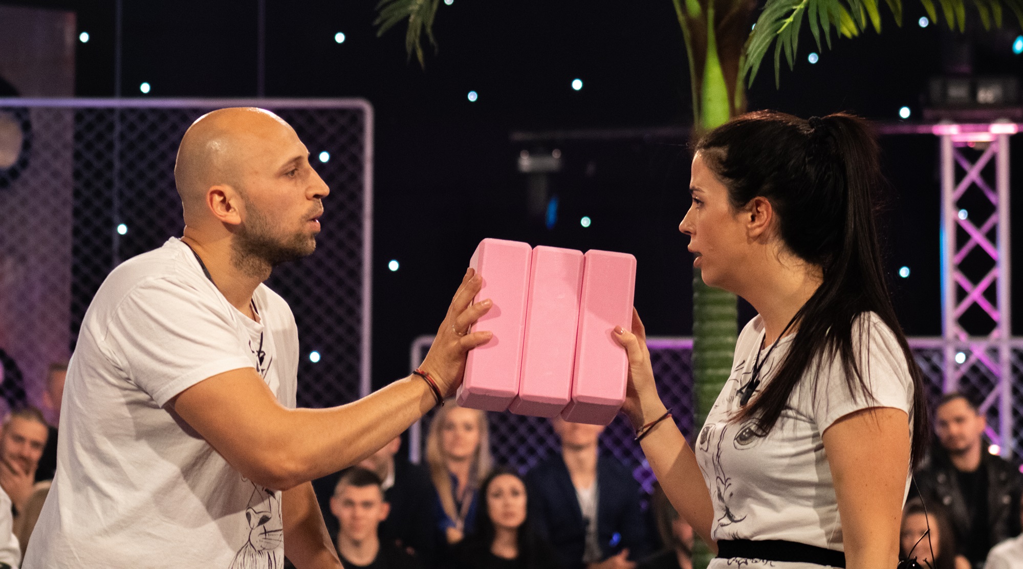 Един за друг