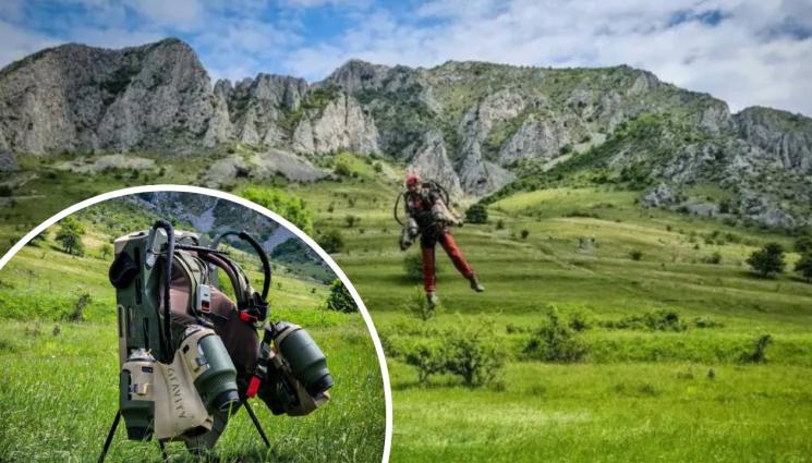 планински спасители - Планински спасители литнаха като птици с летящи раници (ВИДЕО)