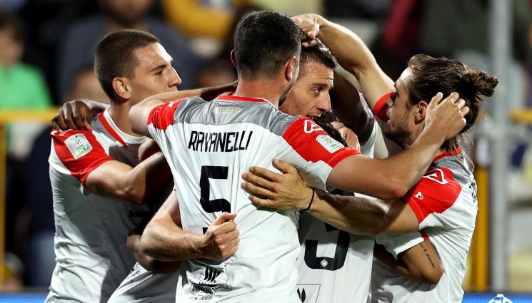 Кремонезе - Два гола аванс не стигнаха на Кремонезе и Антов, за да се поздравят с победата над Катанздаро!