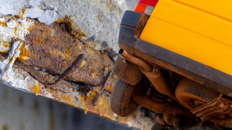 мост пропаднал бус