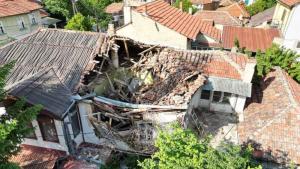 Събориха част от къщата на писателя Димитър Талев която се
