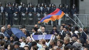 Арменската полиция задържа 137 демонстранти в Ереван блокирали улиците на