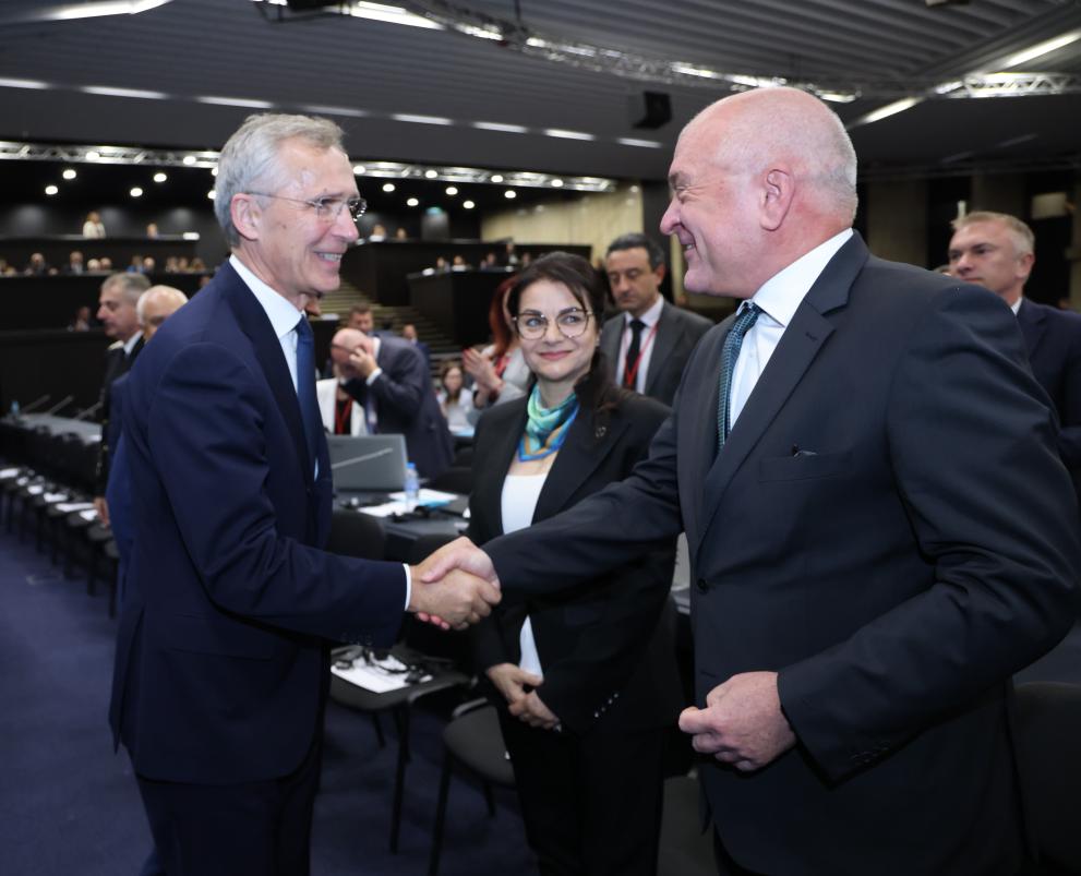Служебният премиер Димитър Главчев и генералният секретар на НАТО Столтенберг