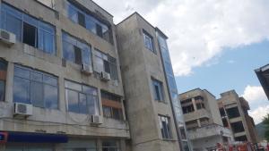 Пожар пламна в сградата на Община Кресна съобщиха от полицията