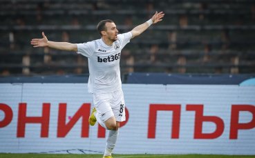 Венци Стефанов каза дали Тони Тасев ще остане в Славия
