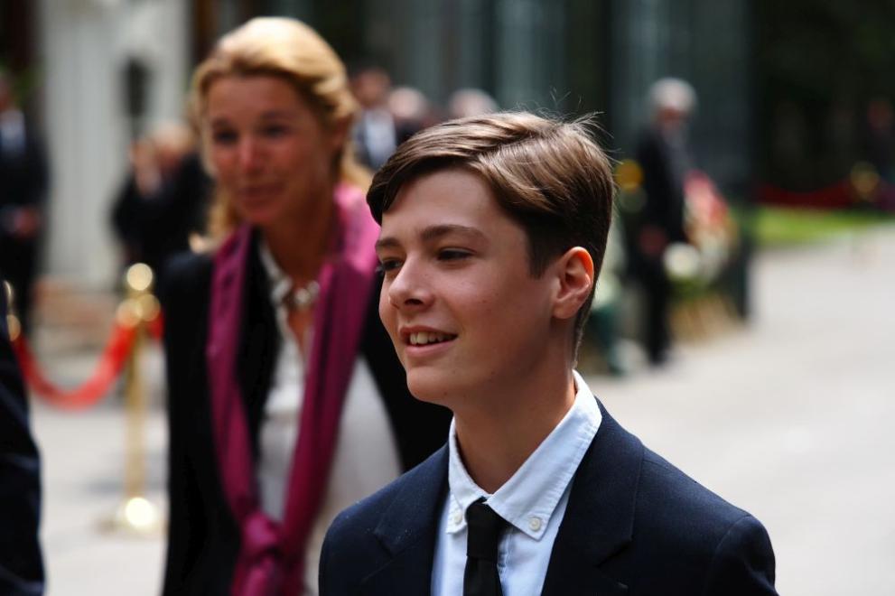  Фердинанд внуци 