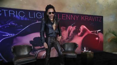 Lenny Kravitz отпразнува юбилея си със звездно парти