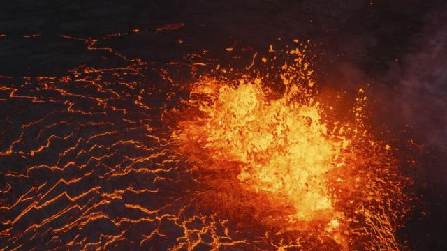 Вулканична експлозия: Когато земята се разтваря в Исландия (СНИМКИ)