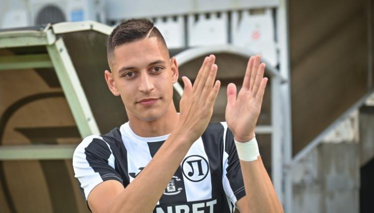 Петър Андреев - Нападател на Локомотив Пловдив се дърпа за нов договор