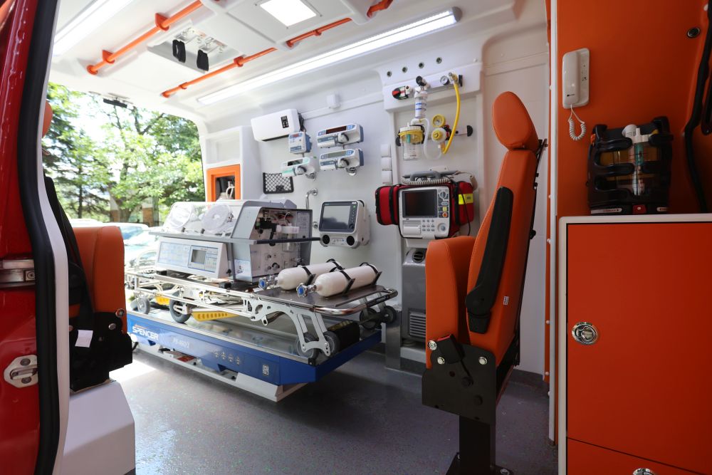 Оборудвана педиатрична линейка