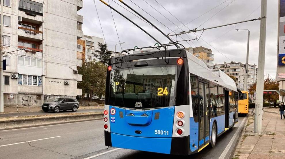 Мълния порази електрозахранването на част от тролейбусната мрежа в Русе