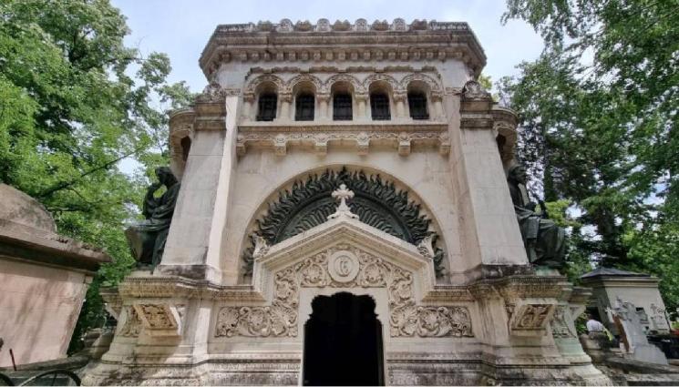 Белу Евлоги и Христо Георгиеви - Отвориха гробницата мавзолей на братята Георгиеви в Букурещ