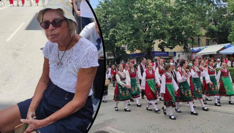 баба - Английска баба шамароса дете на шествието на розата в Казанлък