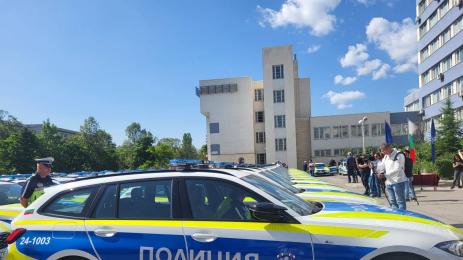 нови коли за МВР
