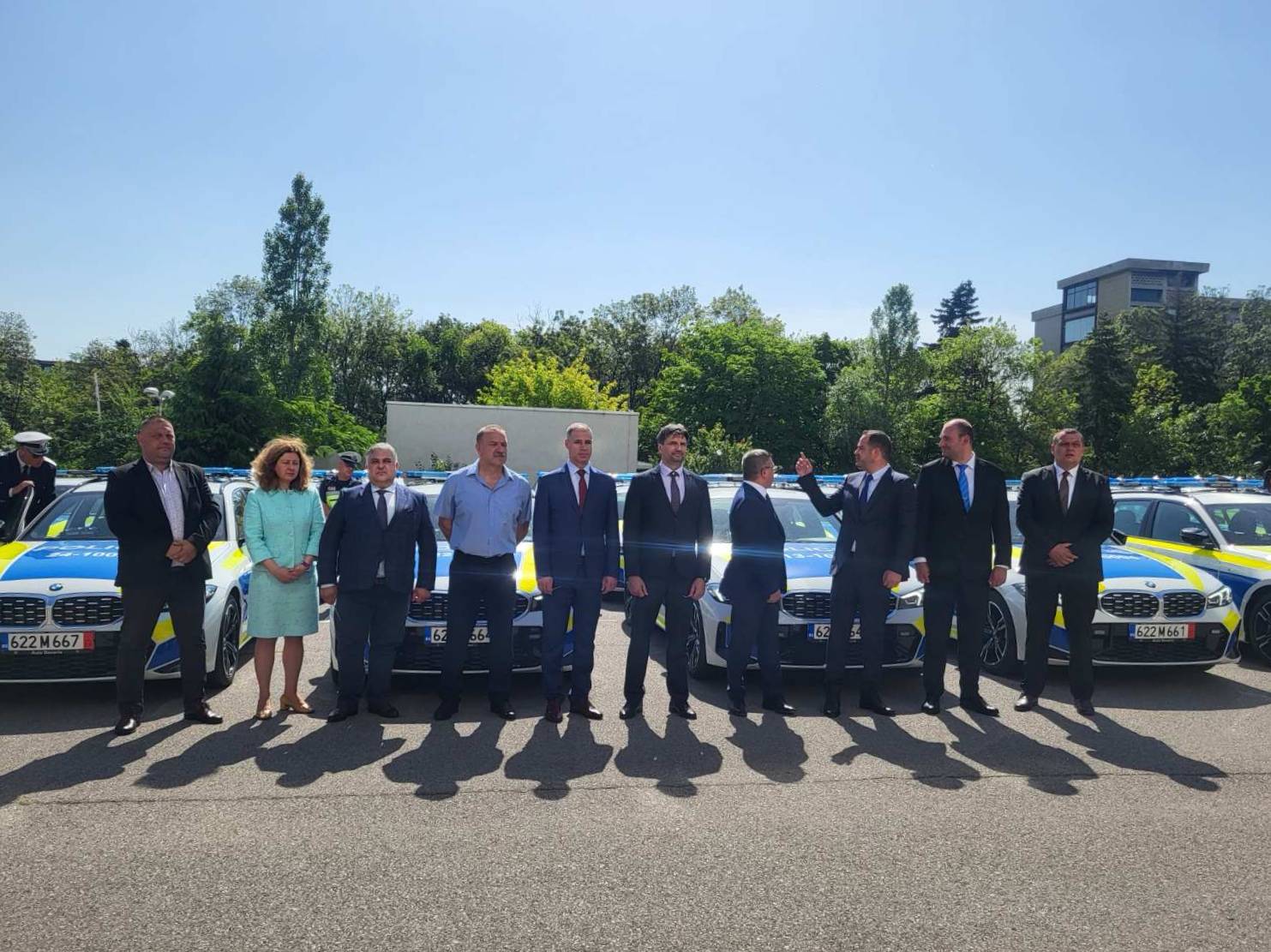 нови коли за МВР