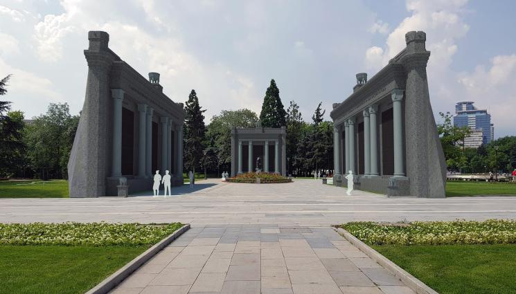 мемориал Първи и шести пехотен полк - НОВО НАПРЕЖЕНИЕ: Военни и граждани не харесват проекта за Първи и Шести пехотен полк