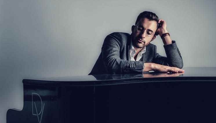 пианистът Даниел Верстапен - Пианистът Даниел Верстапен пред 