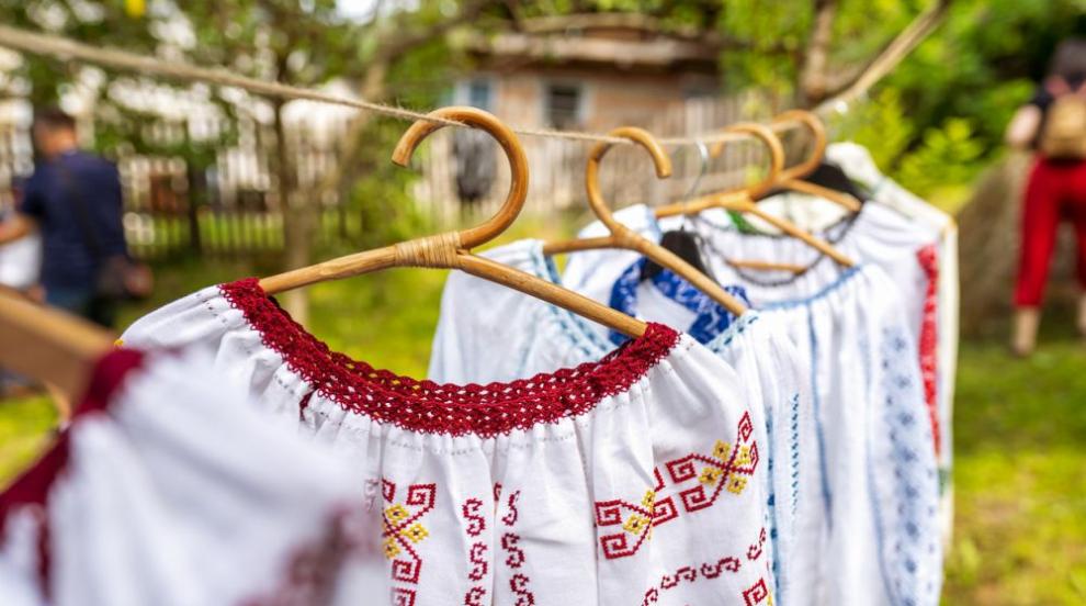 Фешън скандал между Louis Vuitton и Румъния