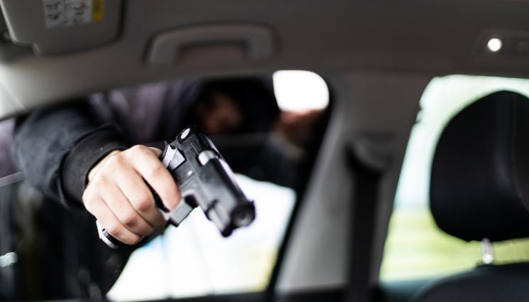 убийство - ДЪЖД ОТ КУРШУМИ: Застреляха брутално рапър в Европа (СНИМКИ)