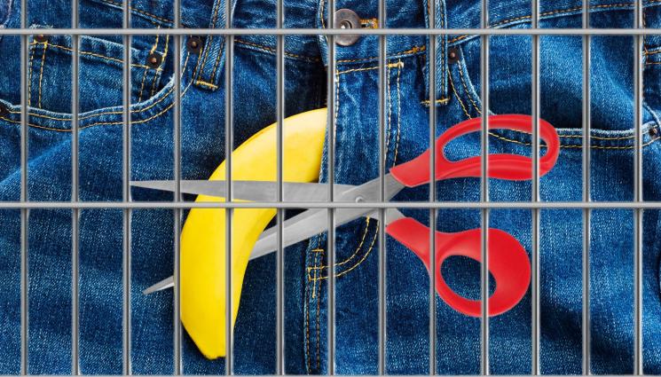 кастрация - КЛЪЦНИ-СРЕЖИ: Опсен педофил се сбогува с мъжетсвеността си! (СНИМКА)