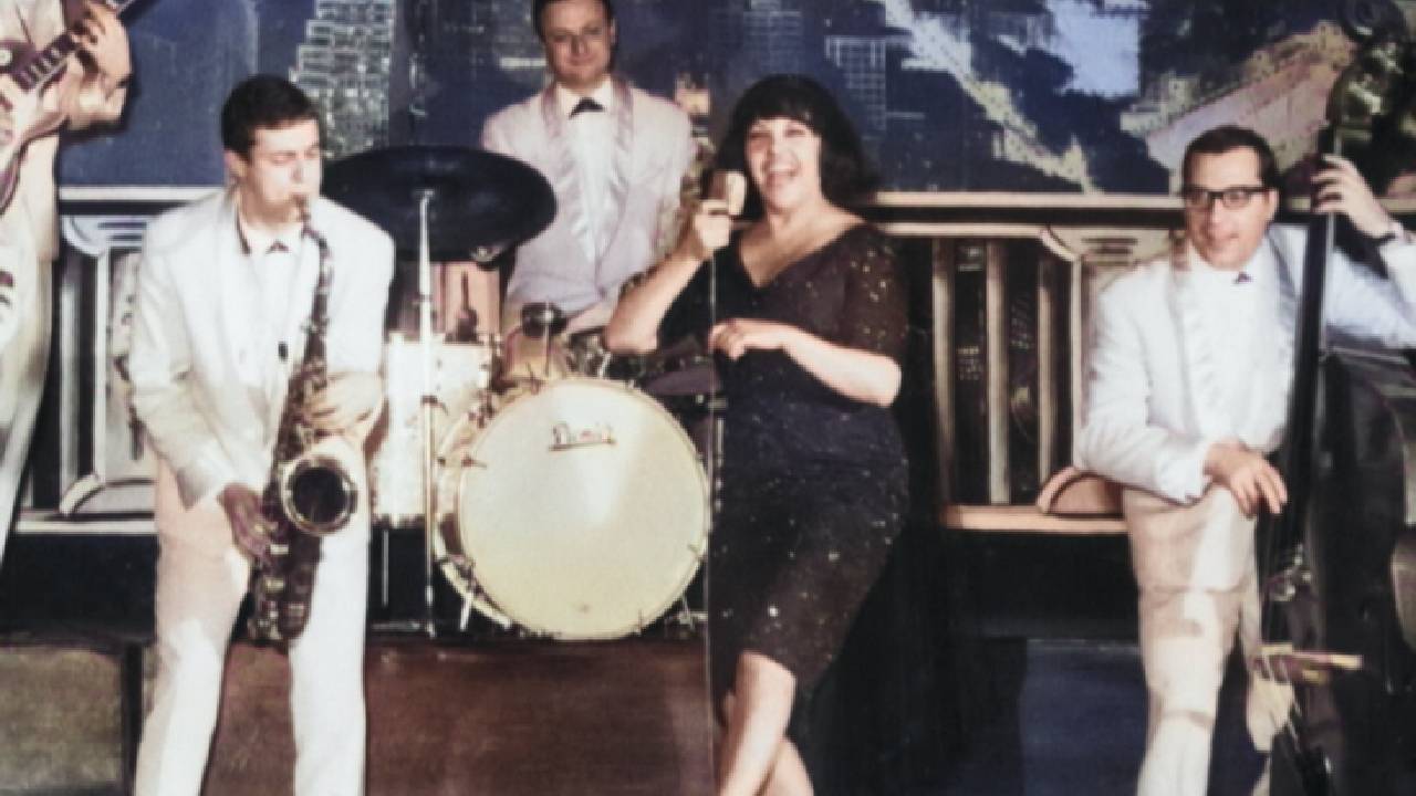 Леа Иванова