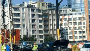 Тежка катастрофа е станала пред популярен търговски център в София