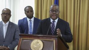 Новият временен премиер на Хаити Гари Конил беше приет в