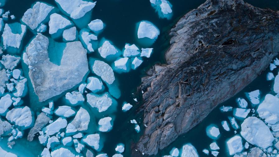 Откриха гигантски вируси в гренландската ледена покривка