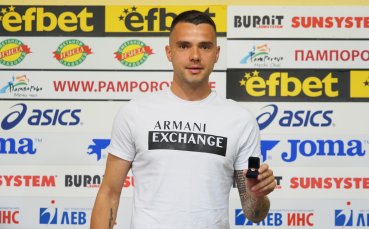 Алекс Колев призна: Имам оферти от чужбина, но аз искам в Левски, водим преговори