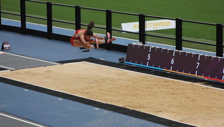 Пламена Миткова - Страхотна Пламена Миткова влезе във финала с последния опит