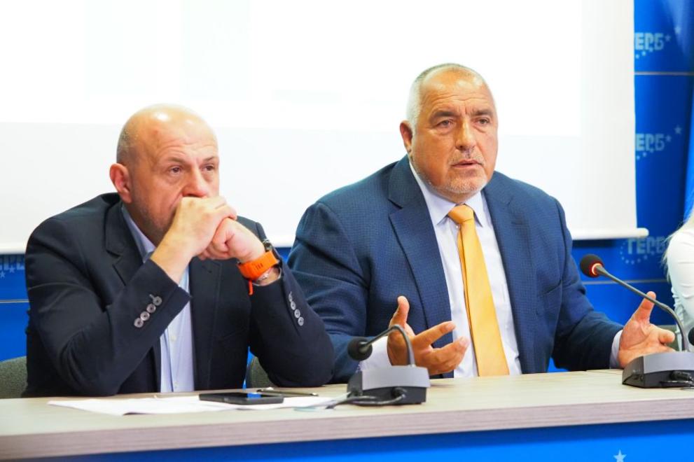 Лидерът на ГЕРБ Бойко Борисов обяви, че правителство ще има,