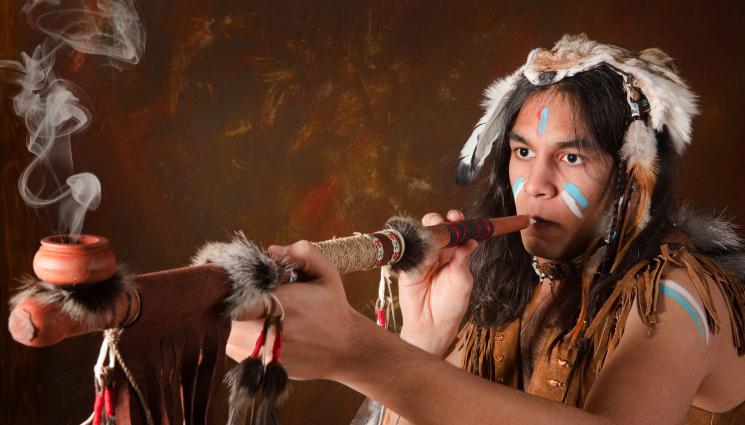 лула н амира индианец - Тютюнът бил връзка с боговете за маите