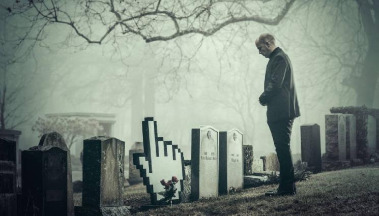 златно време - Профили на покойници задръстват социалните мрежи, скоро ще са повече от живите!