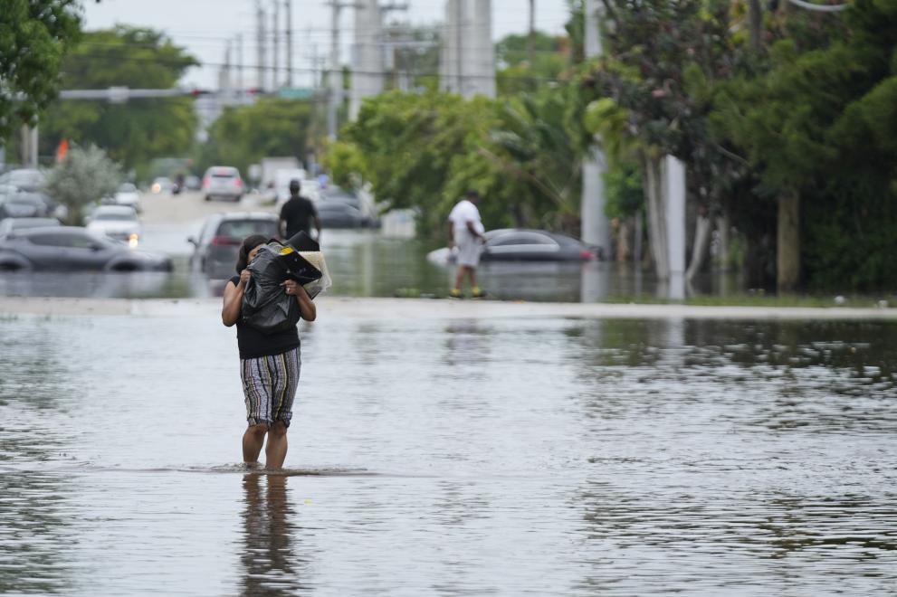 Наводнения след тропически бури във Флорида
